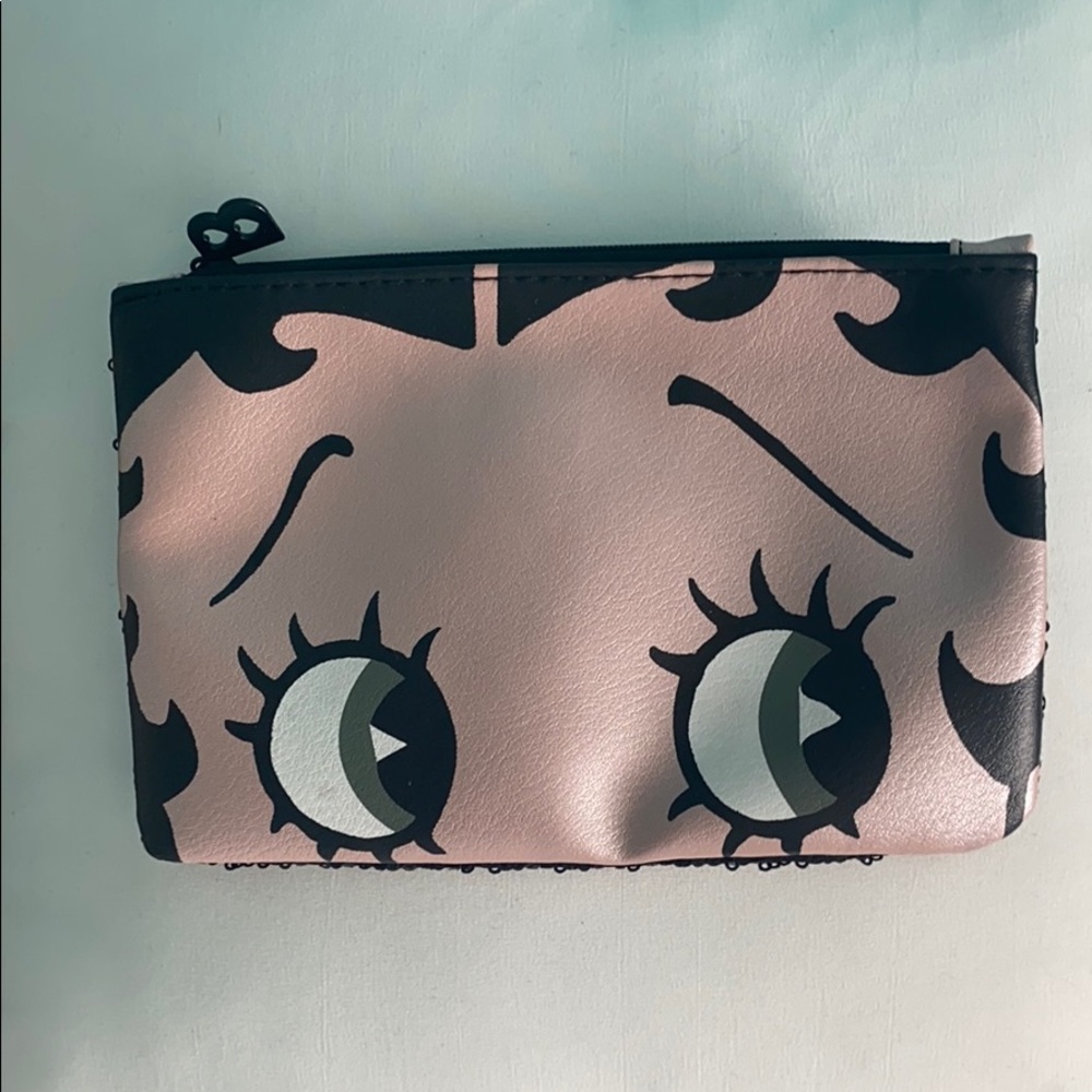 Ipsy Betty Boop glam bag